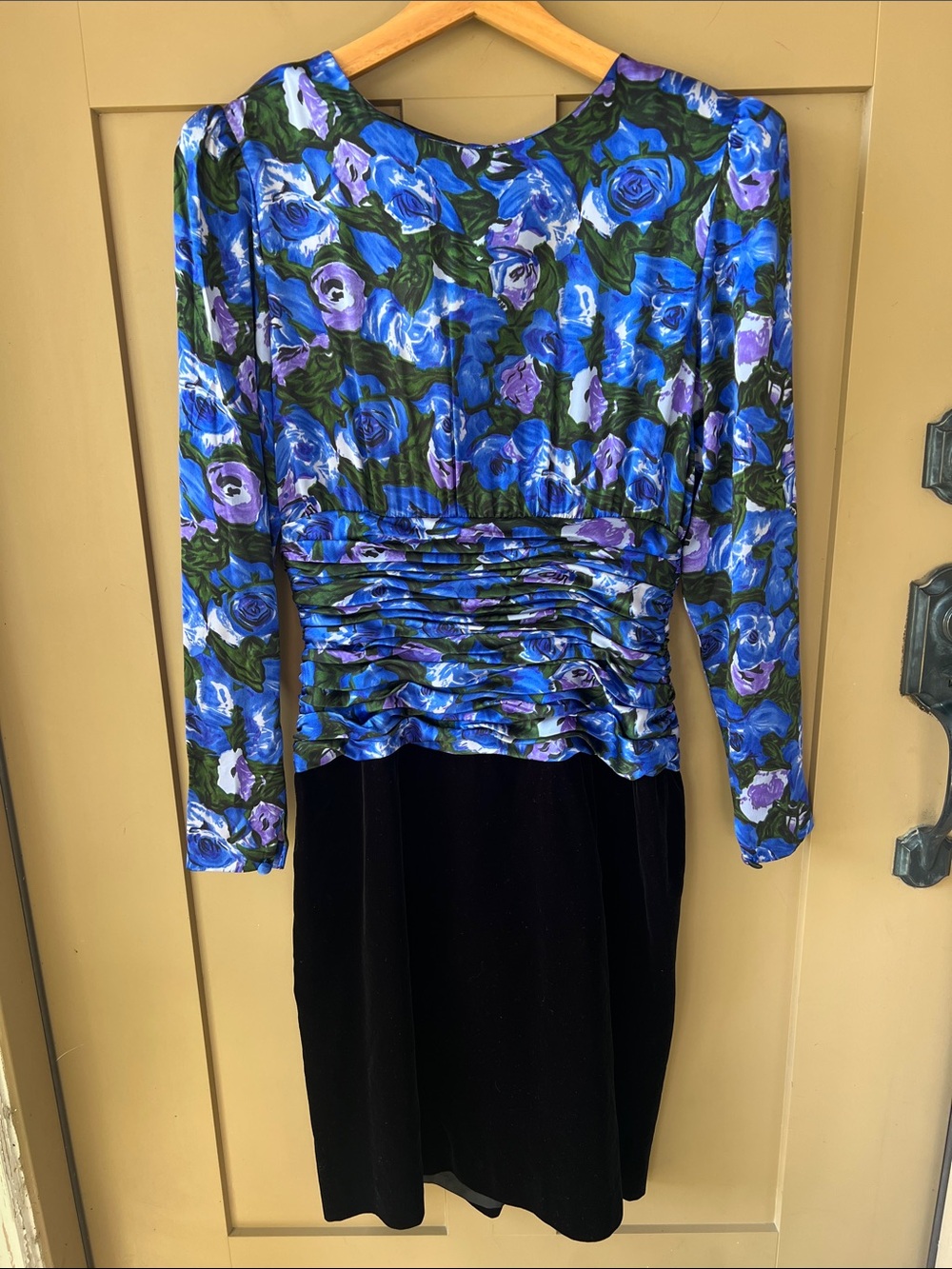 Silk Studio Vintage Sz 6 Silk Dress with Velvet Skirt Floral Ruched Structured